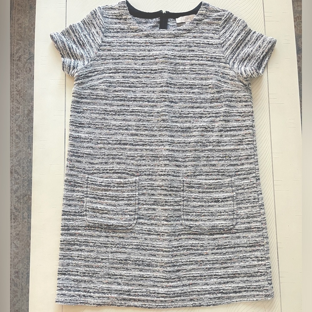 LOFT pocket front multi-color tweed dress with hidden back zipper.